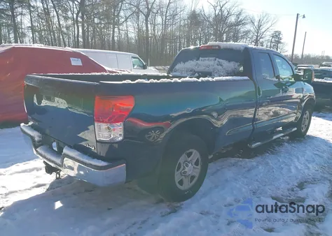 2010 Toyota Tundra Grade 5.7L V8 z USA, uszkodzony, nr VIN 5TFCY5F12AX010492